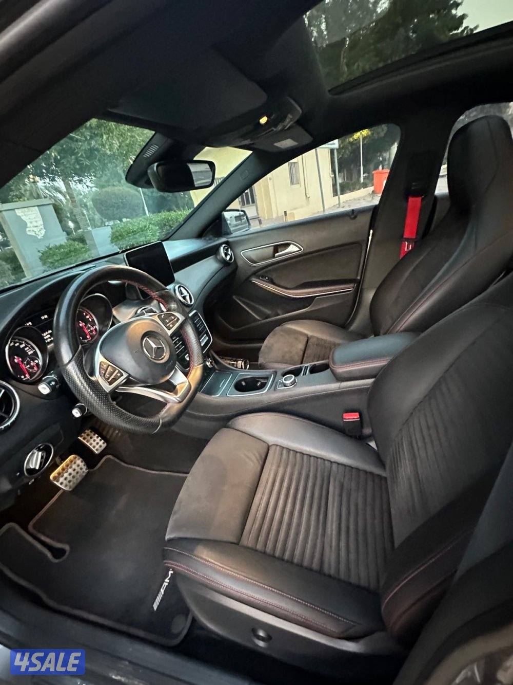 مرسيدس وارد البشر cla 2503