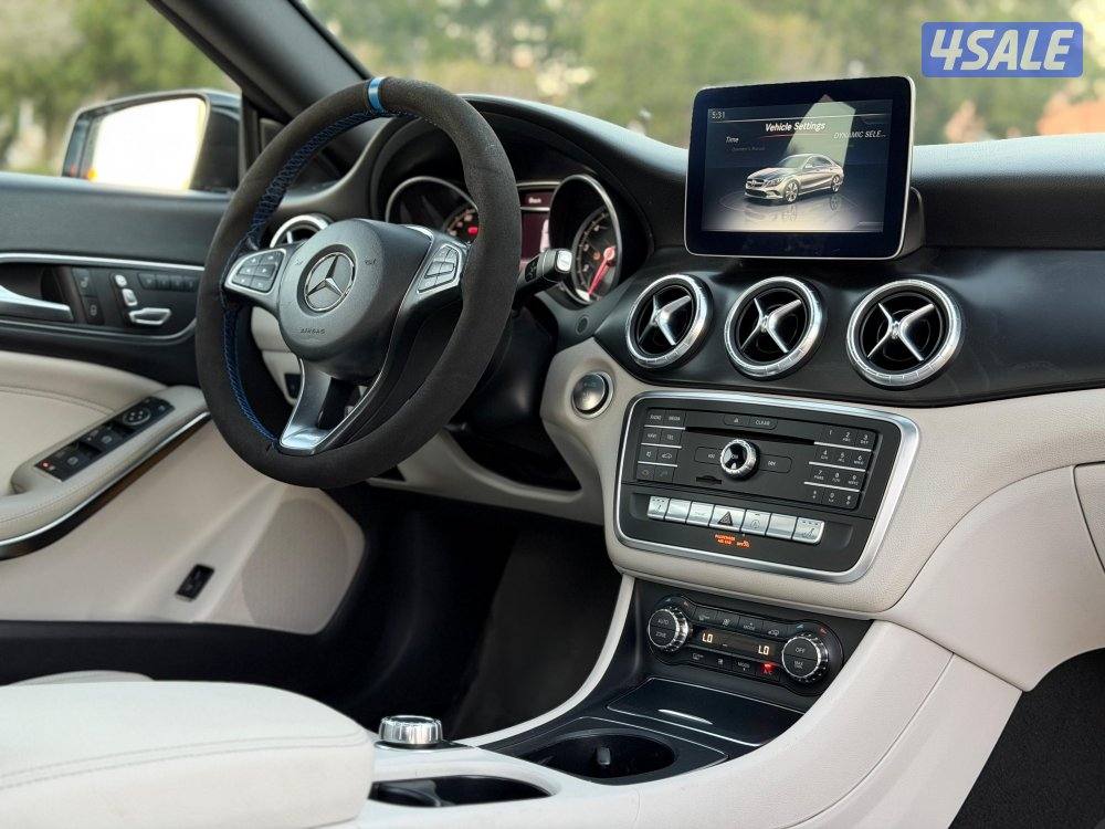 للبيع مرسيدس CLA 250 موديل 2018 بحالة الوكاله9