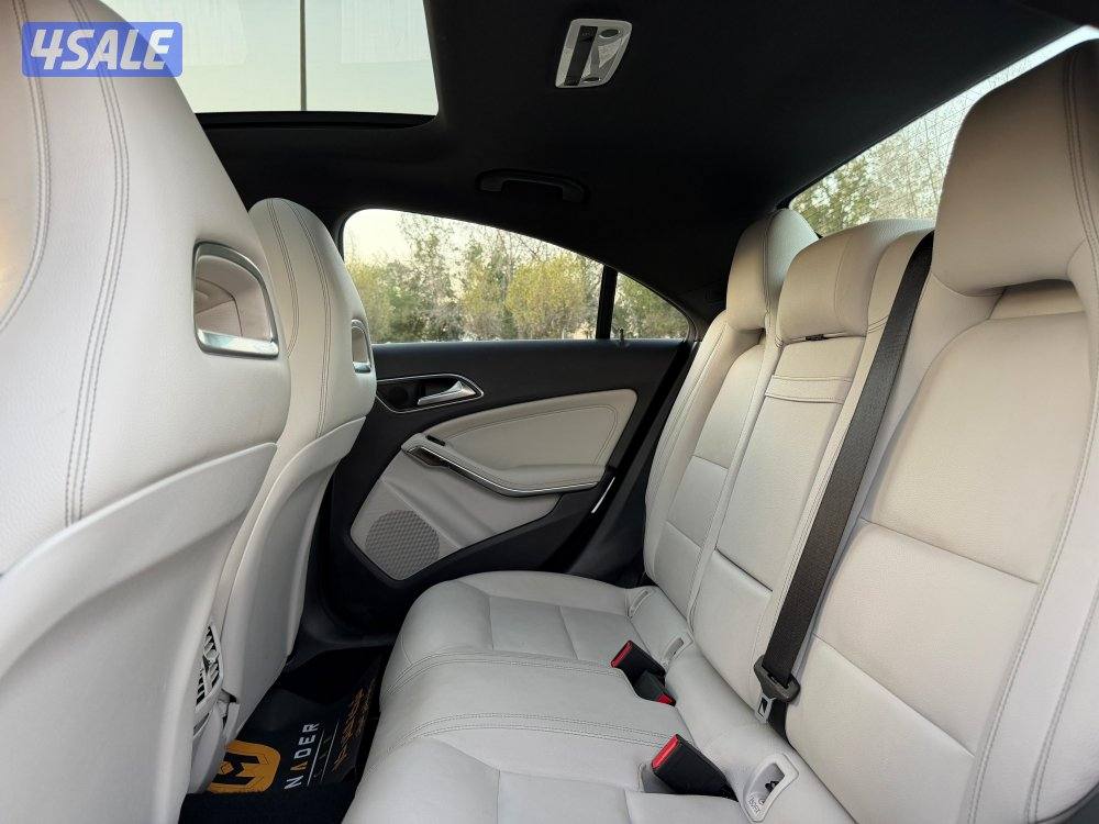 للبيع مرسيدس CLA 250 موديل 2018 بحالة الوكاله12