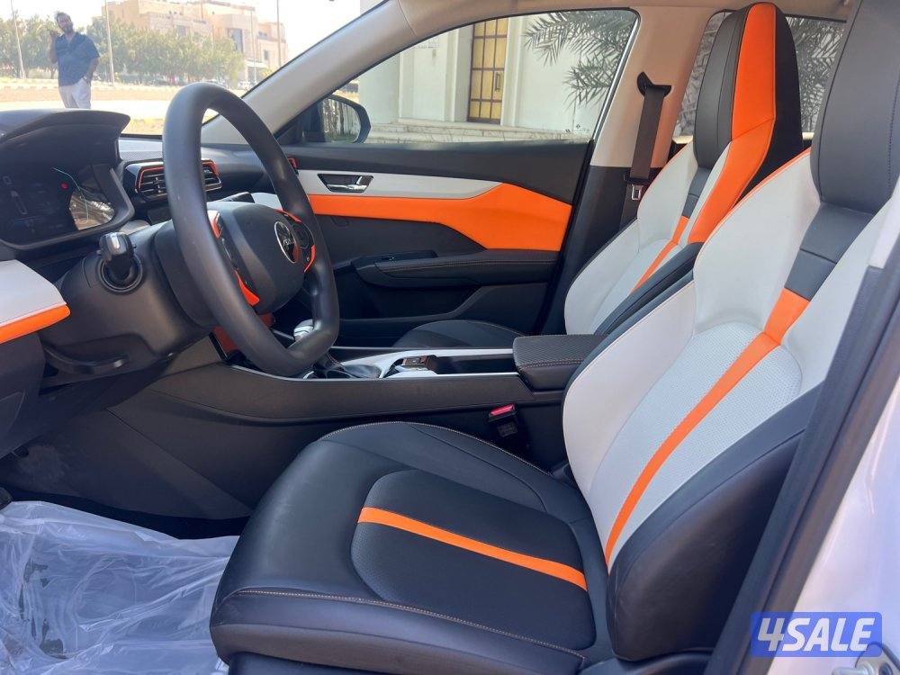 للبيع موديل ٢٠٢٥ ماشي ٢٥ الف صبغ وكاله سرفيس منتظم شاشه بصمه كامره8