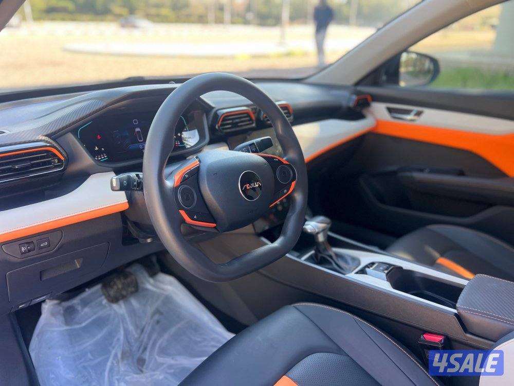 للبيع موديل ٢٠٢٥ ماشي ٢٥ الف صبغ وكاله سرفيس منتظم شاشه بصمه كامره9