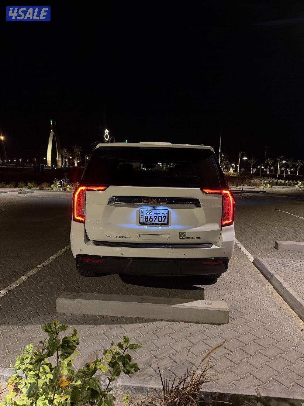 يوكن 2024 SLE صبغ الوكالة عداد 15 الف4