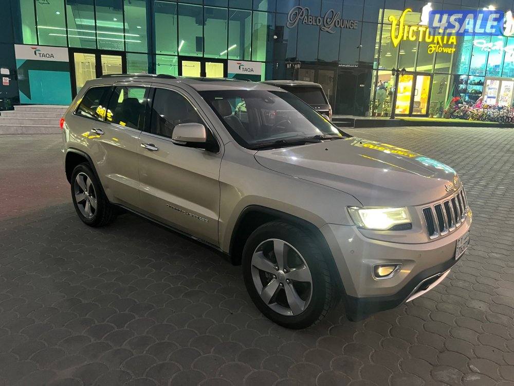 Grand Cherokee model 2014 v8 134KM1