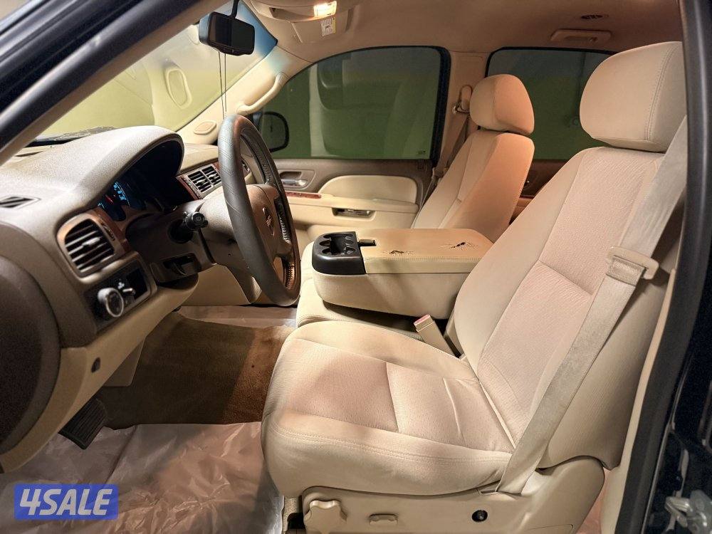 للبيع GMC Yukon SLE بدون دبل 20143