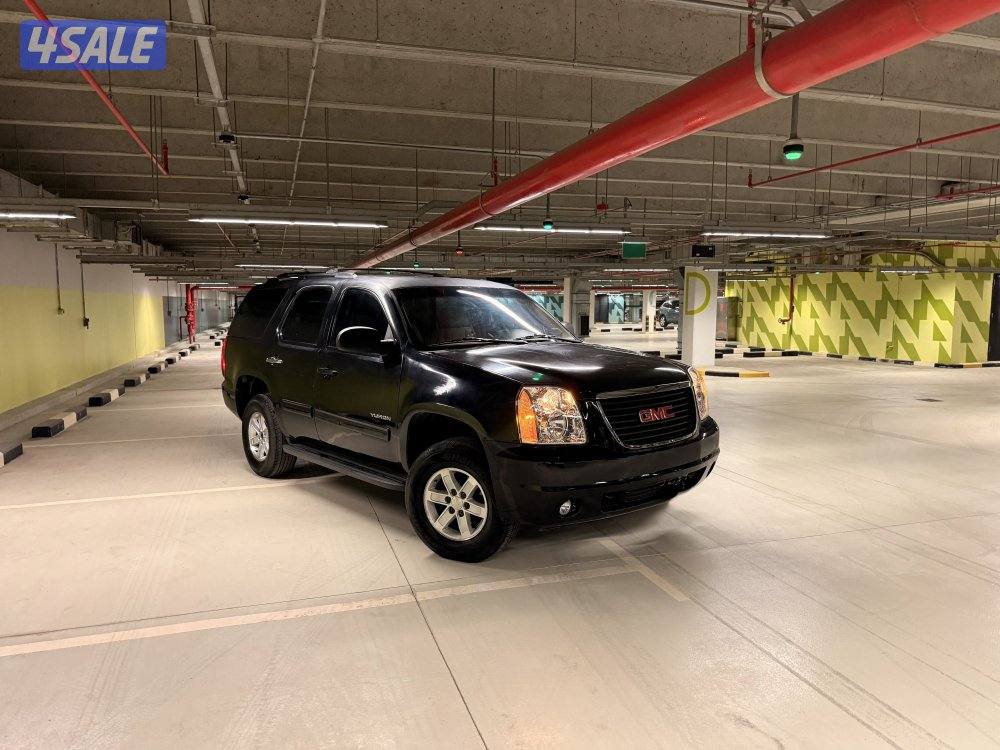 للبيع GMC Yukon SLE بدون دبل 20145