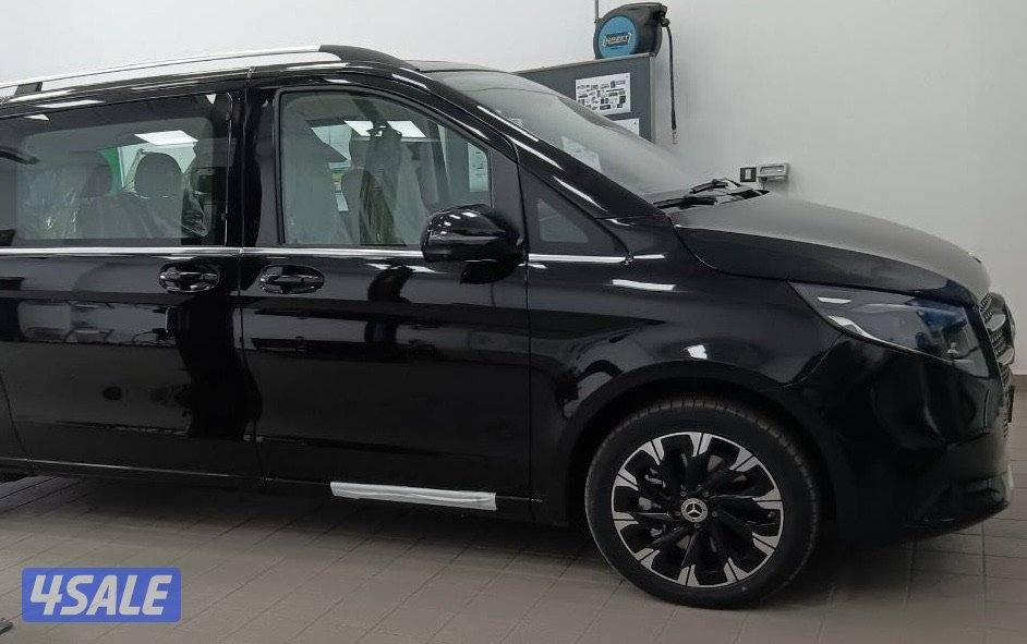 للبيع فان مرسيدس 2026 شبة اصفار حجم V-Class300 وكالة الملا1