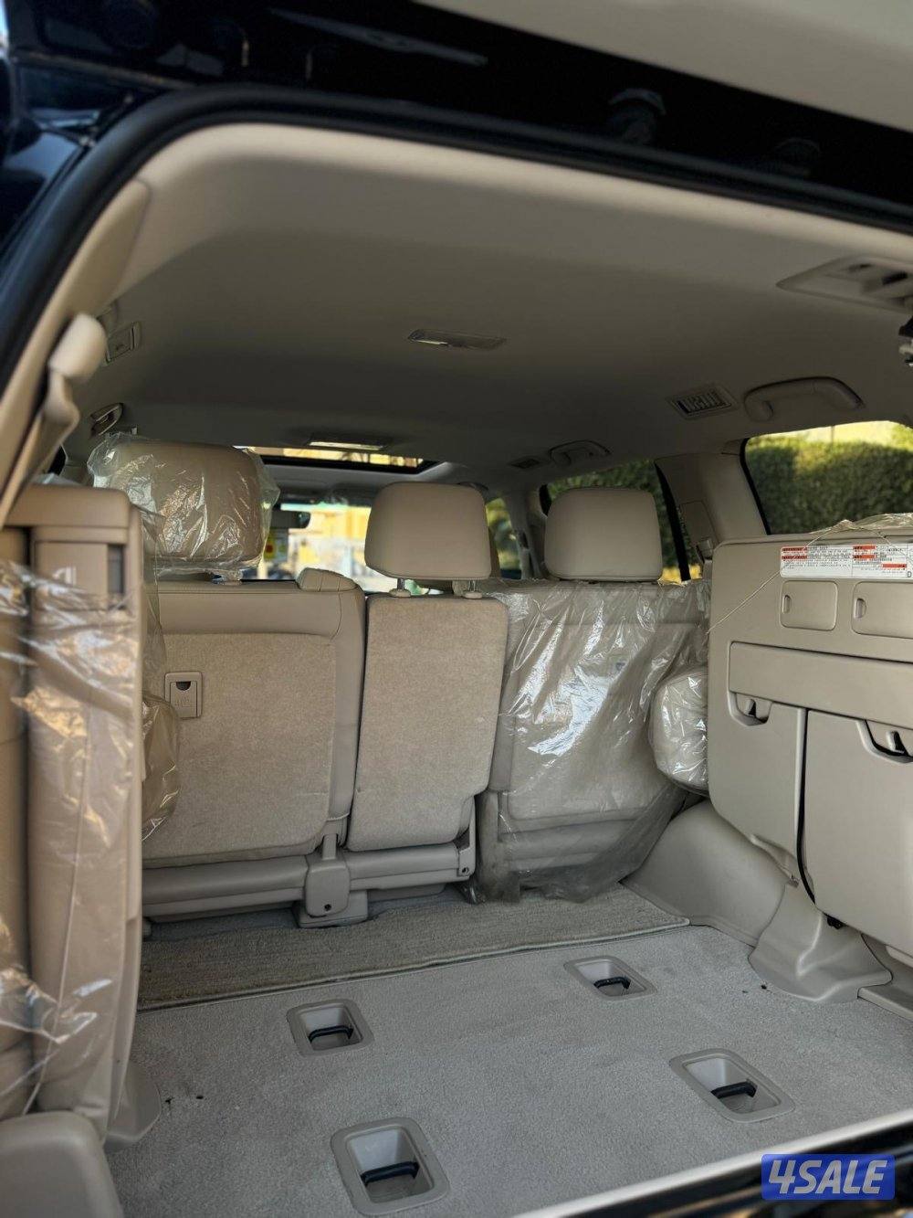 للبيع لاندكروزر قراند تورنق موديل 2020 ماشي 10912