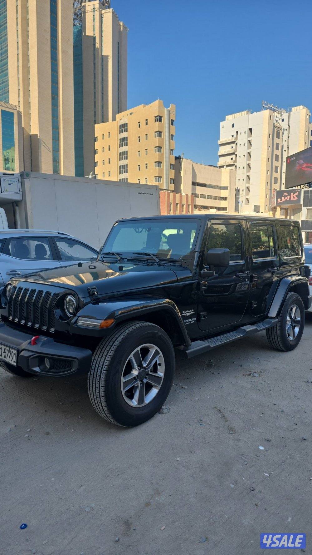 Wrangler Sahara Unlimited 2013 extra clean1