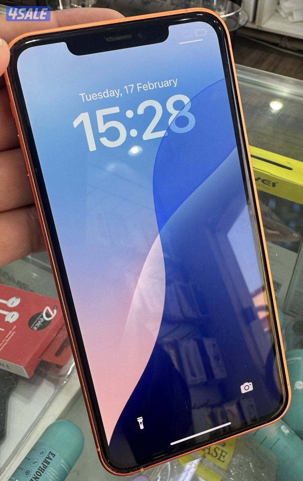 xsmax متحول ل17 برو ماكس0