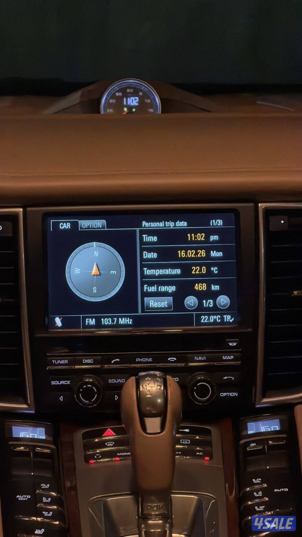 بورش باناميرا | 2010 | V8 | عداد 145,000 KM1