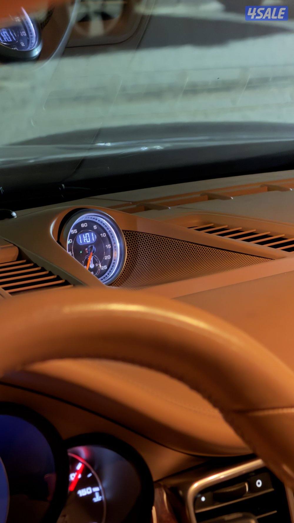 بورش باناميرا | 2010 | V8 | عداد 145,000 KM3