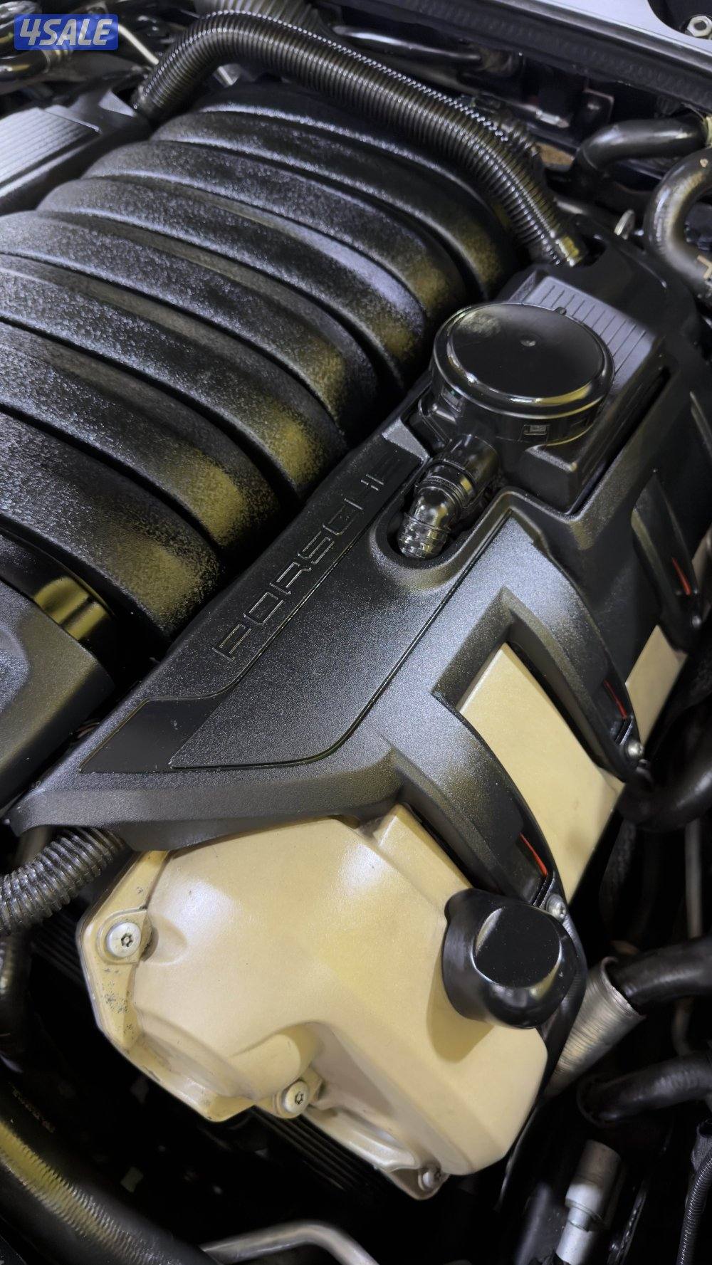 بورش باناميرا | 2010 | V8 | عداد 145,000 KM11