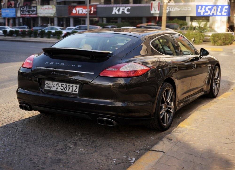 بورش باناميرا | 2010 | V8 | عداد 145,000 KM14