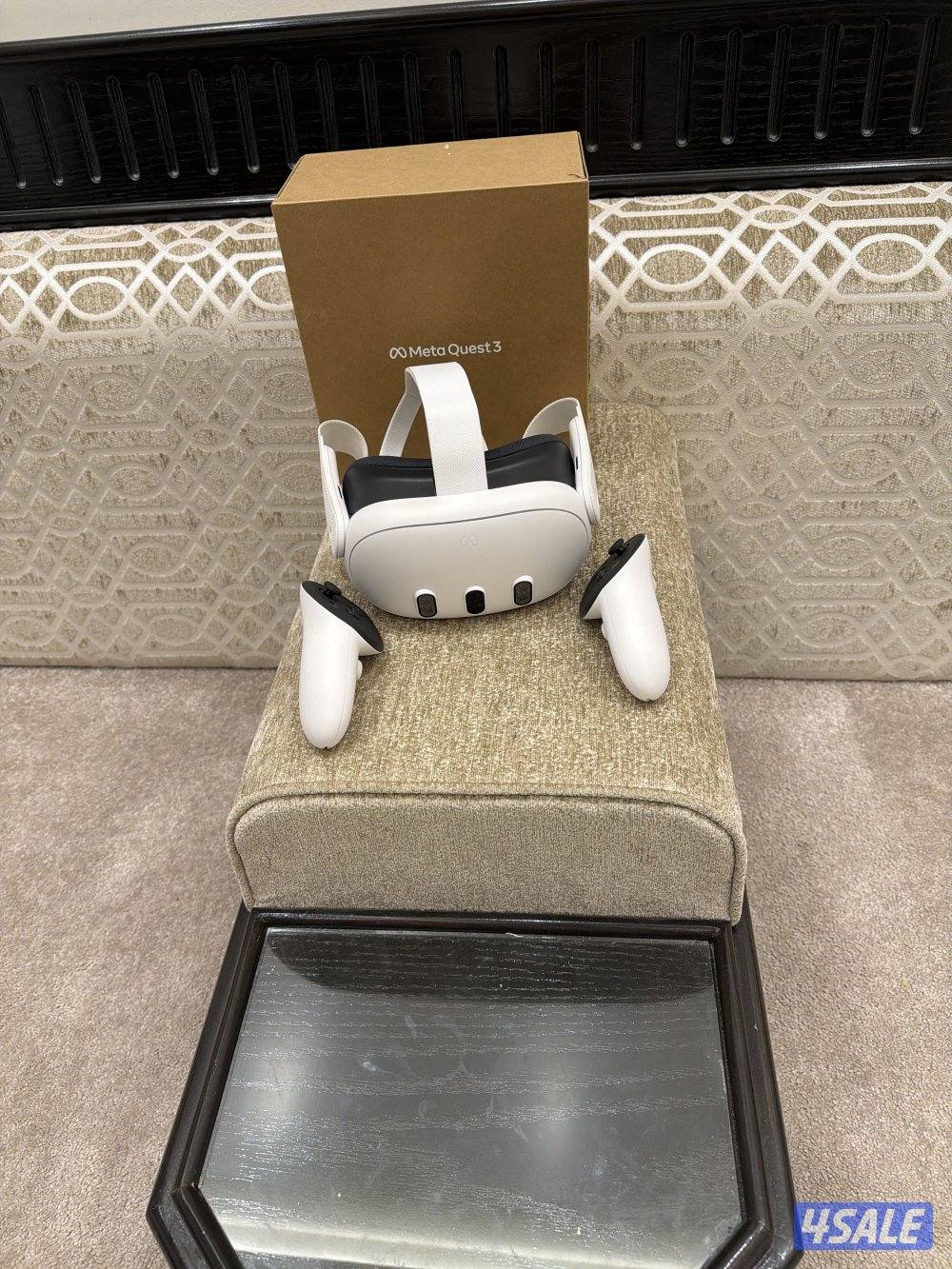 VR ميتا كويست 3 استعمال خفيف ومعها لعبت باتمان مع كرتونتها2