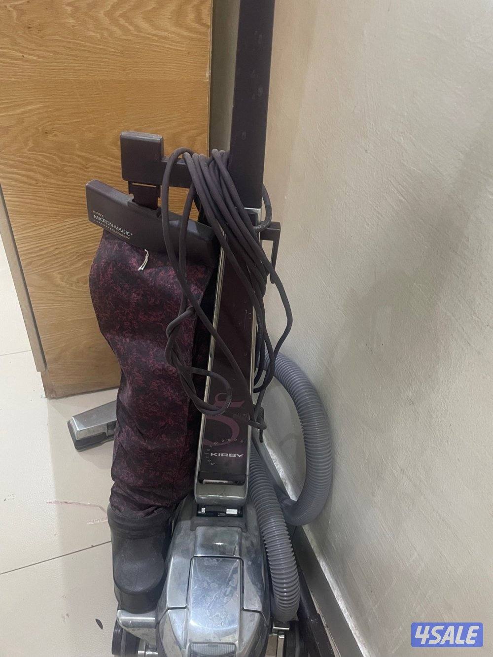 للبيع مكنسه وميكروويف1