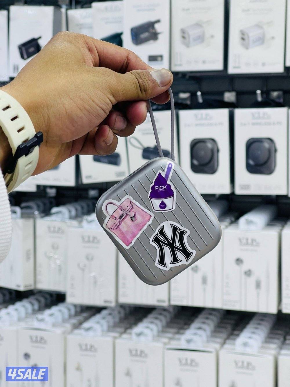 شاحن ايفون اصلي تيب سي وايفون القديم7