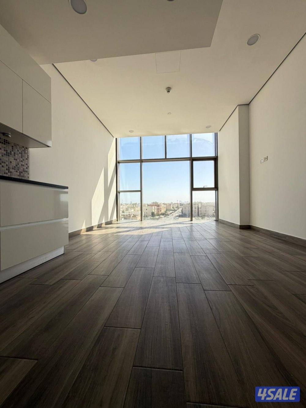 للايجار شقه تشطيب ديلوكس في السالميه مساحة ١٠٠م1