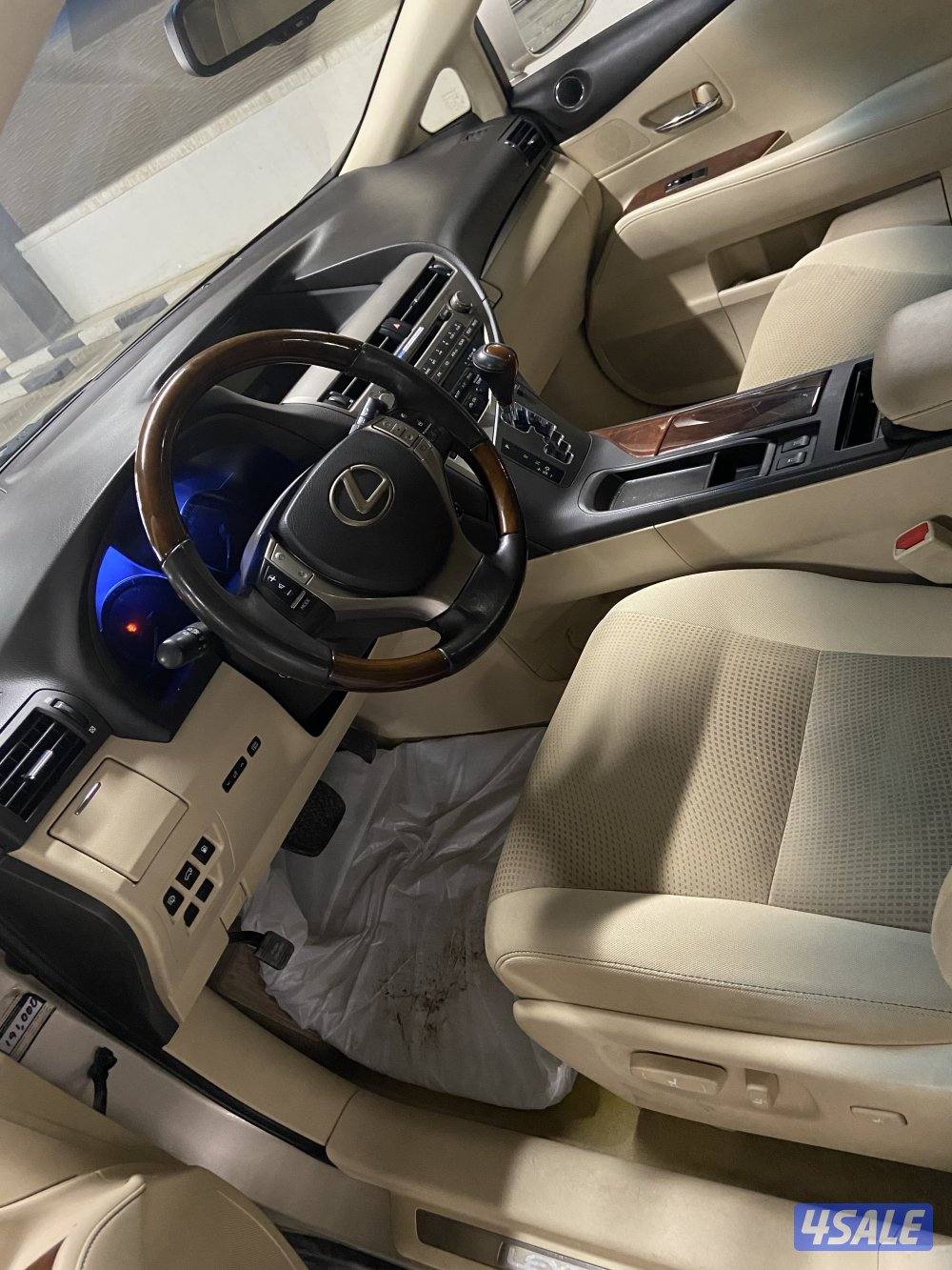 لكزس موديل 2015 قطعتين شرط ماشي 190 ألف7