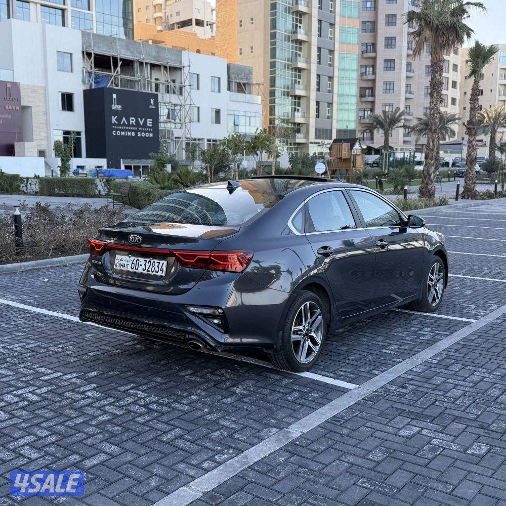 كيا سيراتو 2021 فل أوبشن عداد 61 ألف صبغ وكاله1