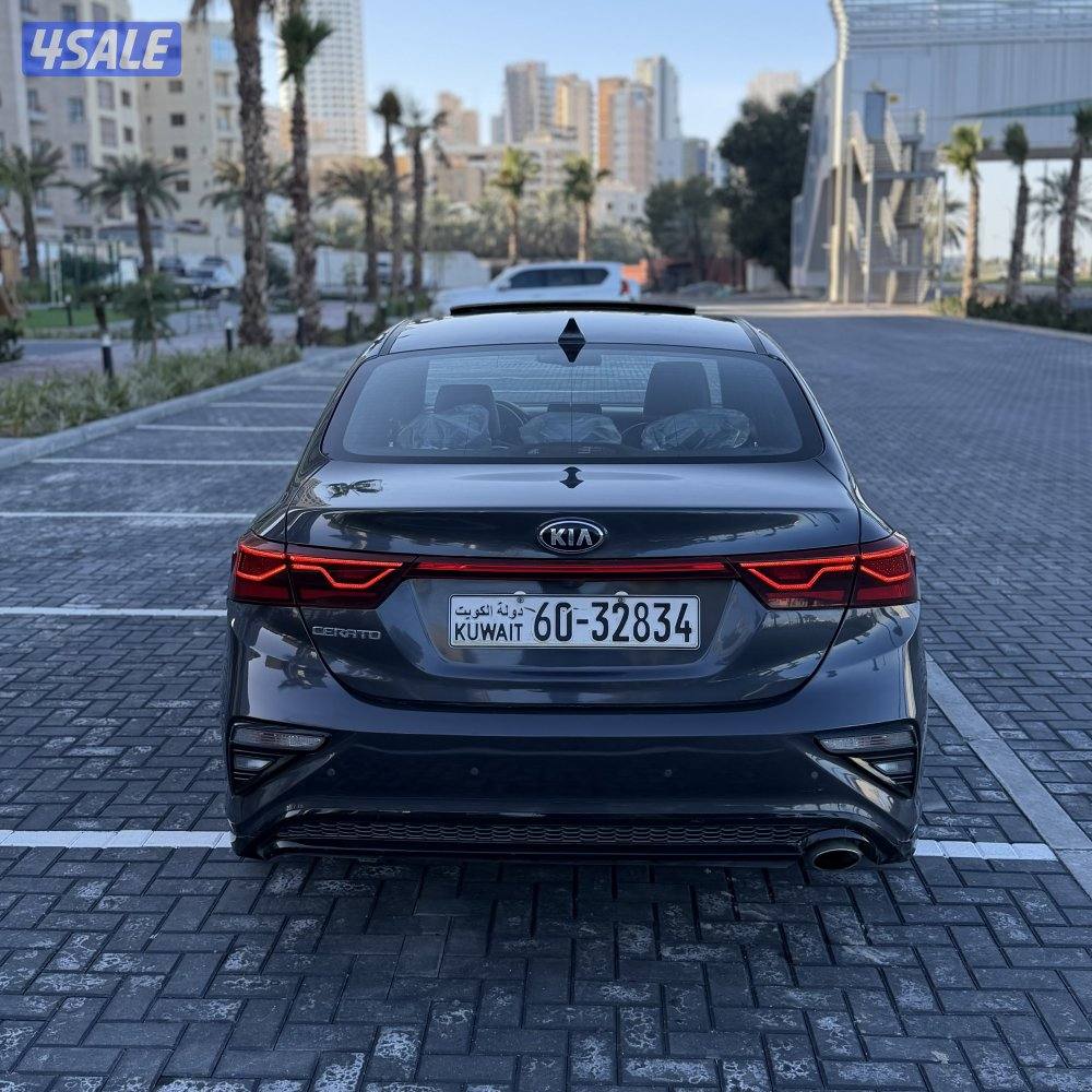 كيا سيراتو 2021 فل أوبشن عداد 61 ألف صبغ وكاله5