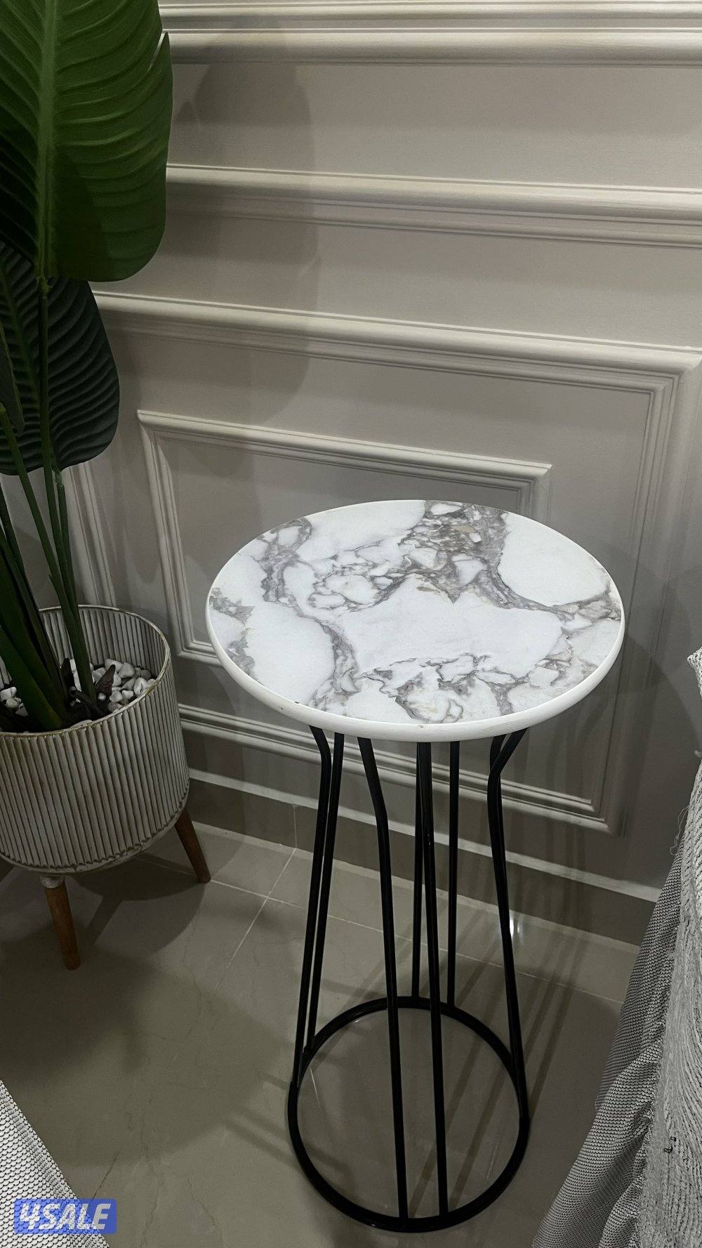 للبيع طاوله ماربل جديده كامله ٧ قطع مع اضافة طاولتين3