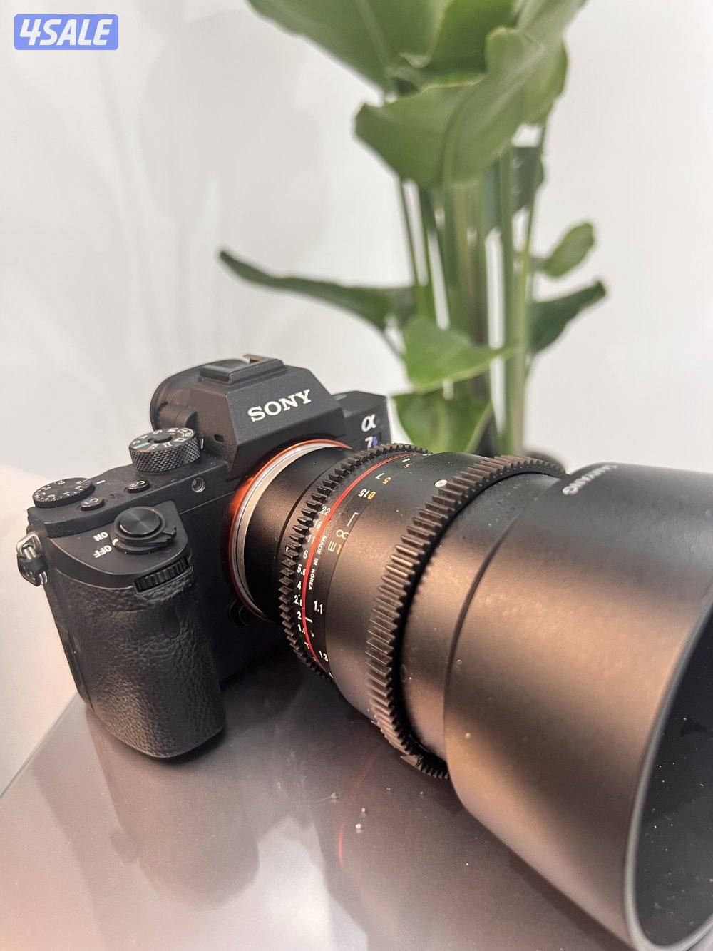 الكاميرا استعمالها خفيف جدًا للبيع كاميرا Sony A7S II0