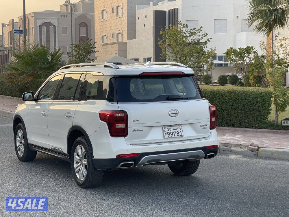 للبيع  GAC GS82