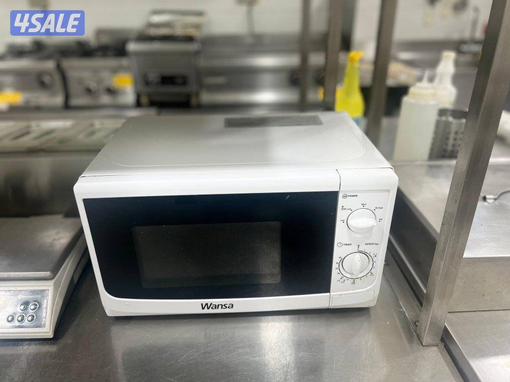 للبيع اغراض مطعم بحالة ممتازة4