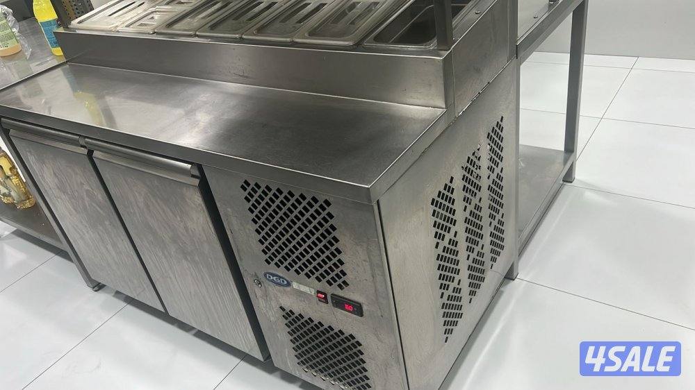 للبيع اغراض مطعم بحالة ممتازة6