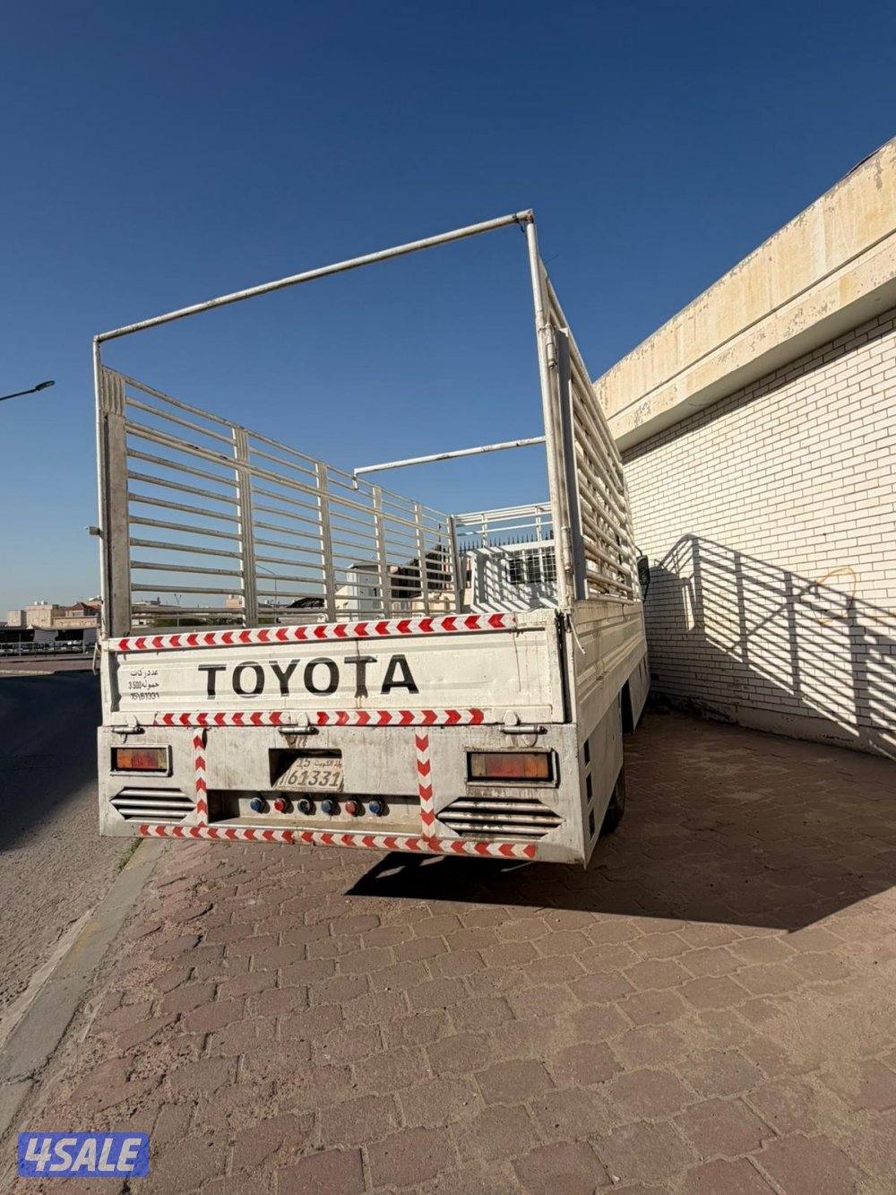 للبيع هاف لوري3