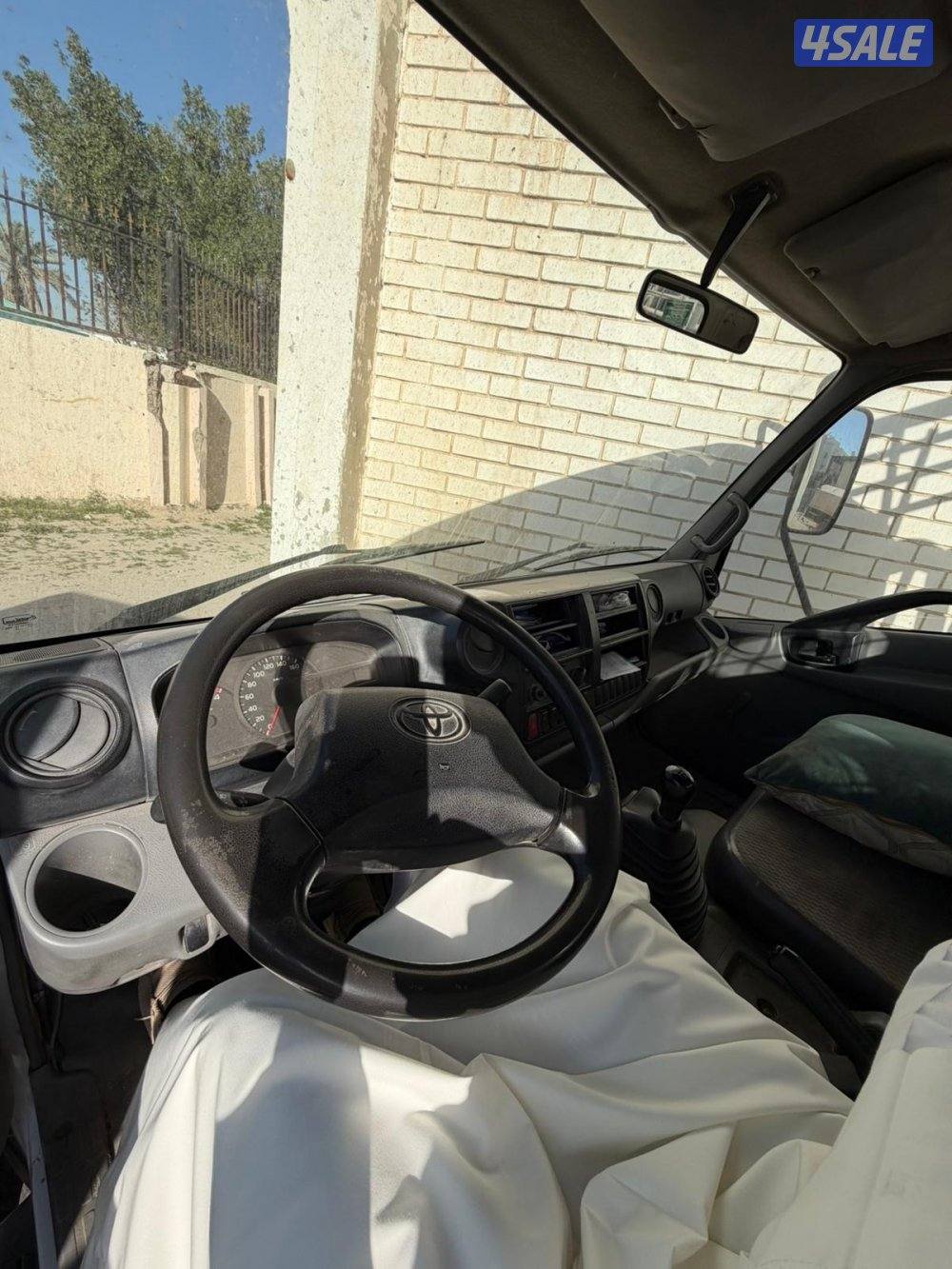 للبيع هاف لوري2