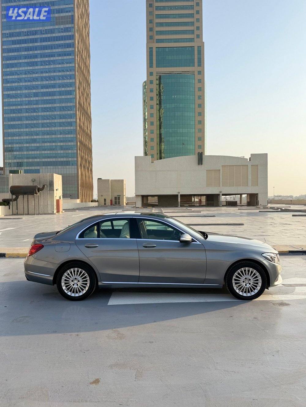 للبيع mercedes c2004