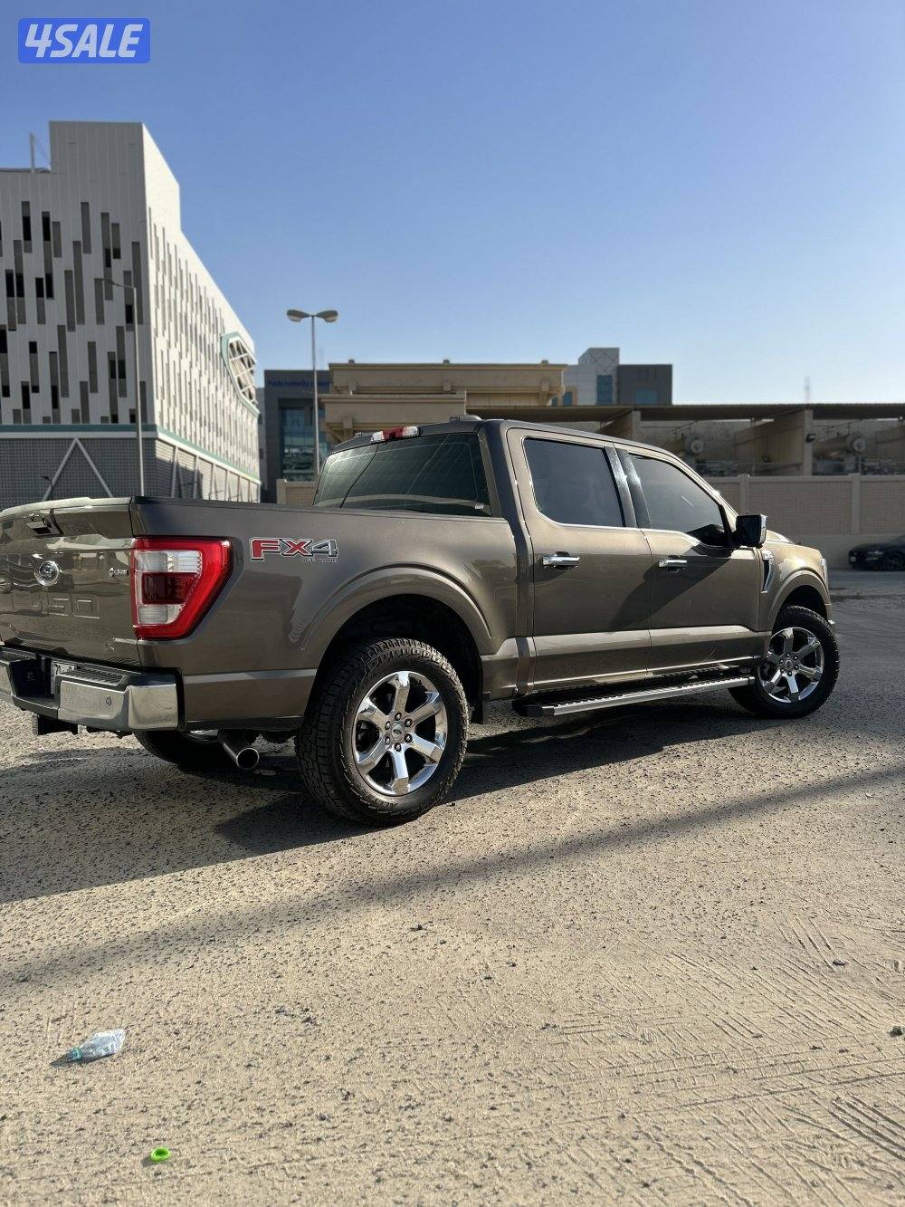 F-150 Lariat / 82,700km / 20221