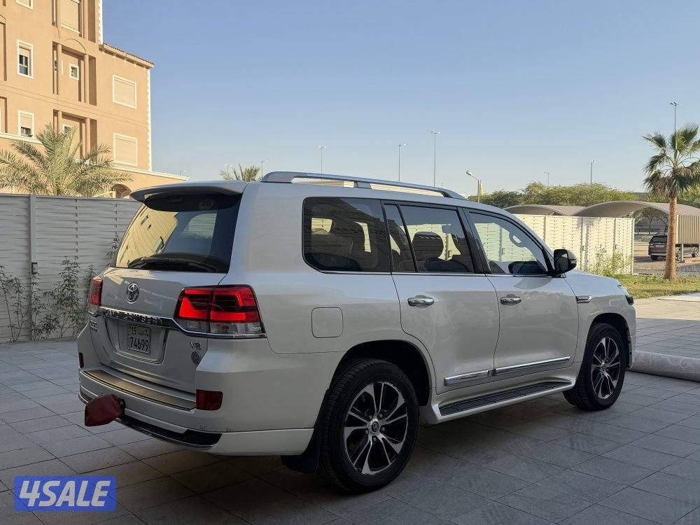 للبيع موديل 2021 شرط الفحص صبغ وكاله1