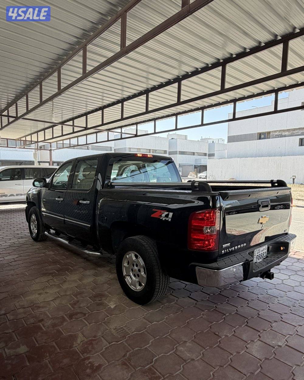 للبيع سلفرادو 2012 Z713