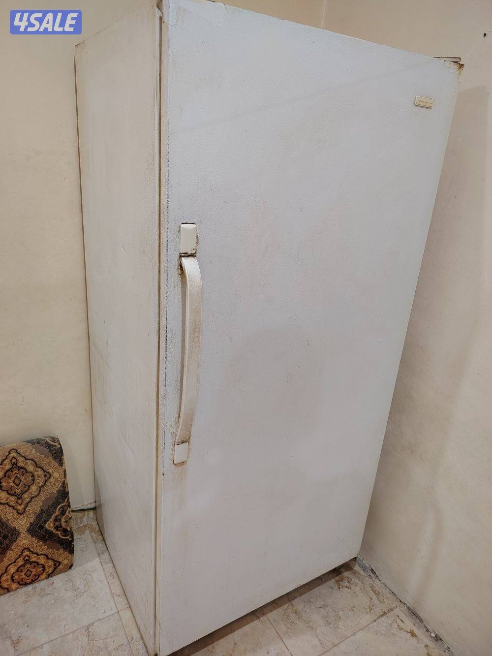للبيع ثلاجه تبريد باب واحد0