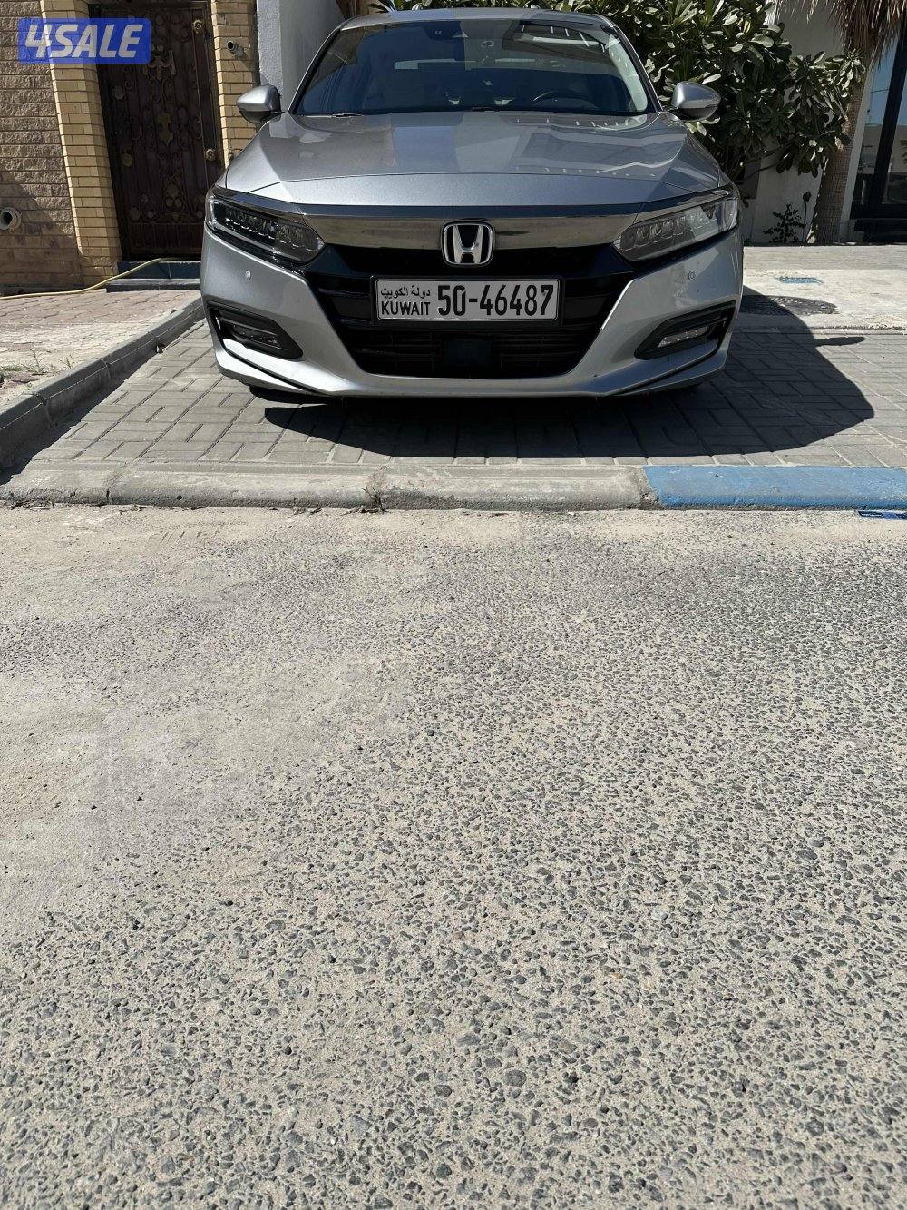 للبيع هوندا اكورد 20194