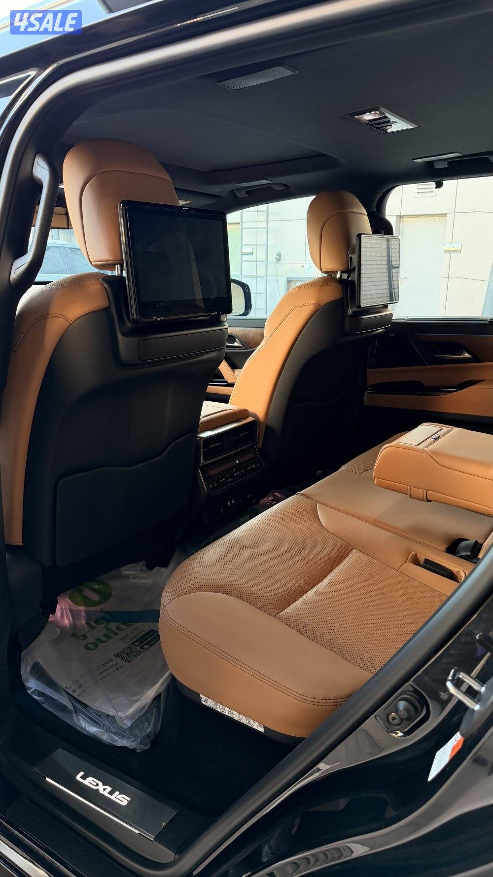 لكزس الدرجة الأولى 20253