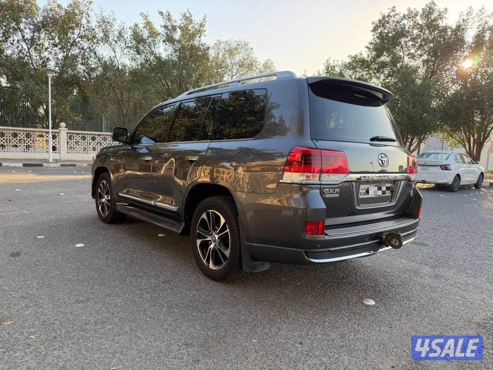 ‏للبيع ‏لاندكروزر تورينق ‏ ‏مالك الأول موديل 20123