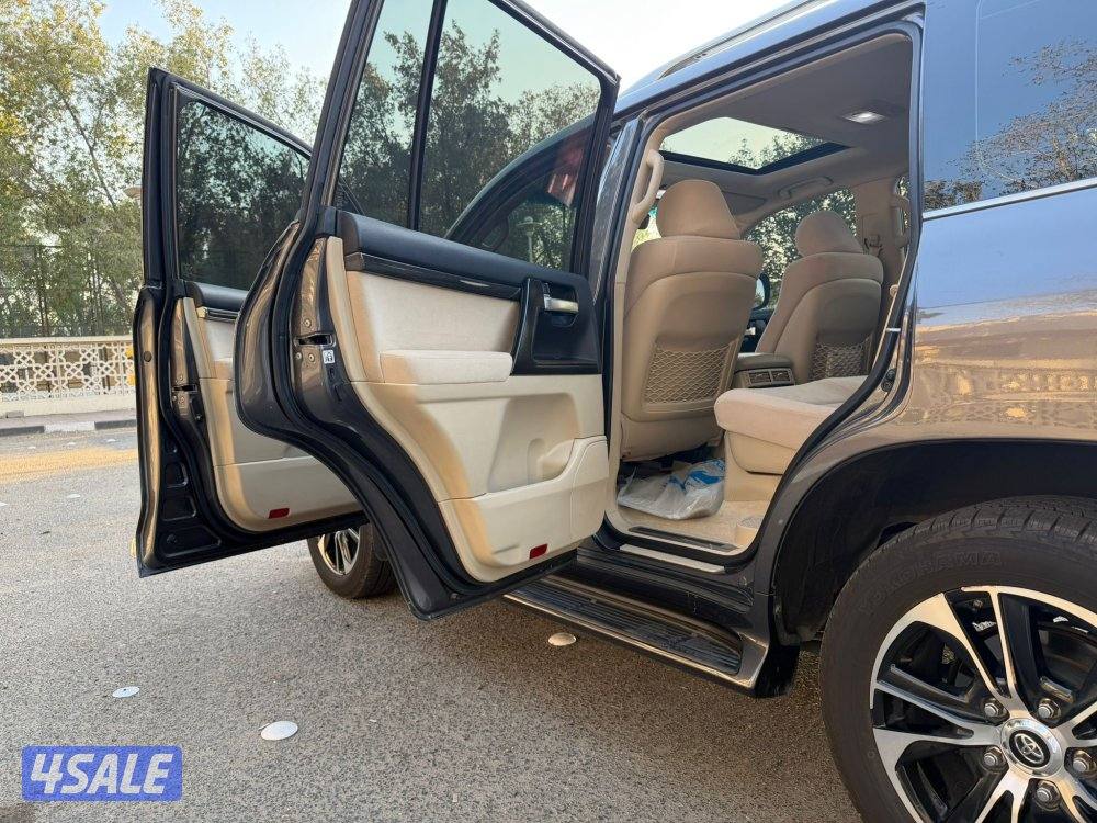 ‏للبيع ‏لاندكروزر تورينق ‏ ‏مالك الأول موديل 20124