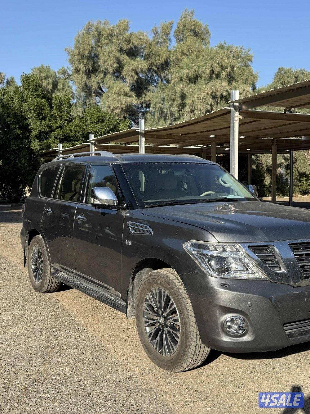 للبيع باترول 2014 بلاتنيوم فل مكينة 320 الموتر نظيييف جداًجداً5