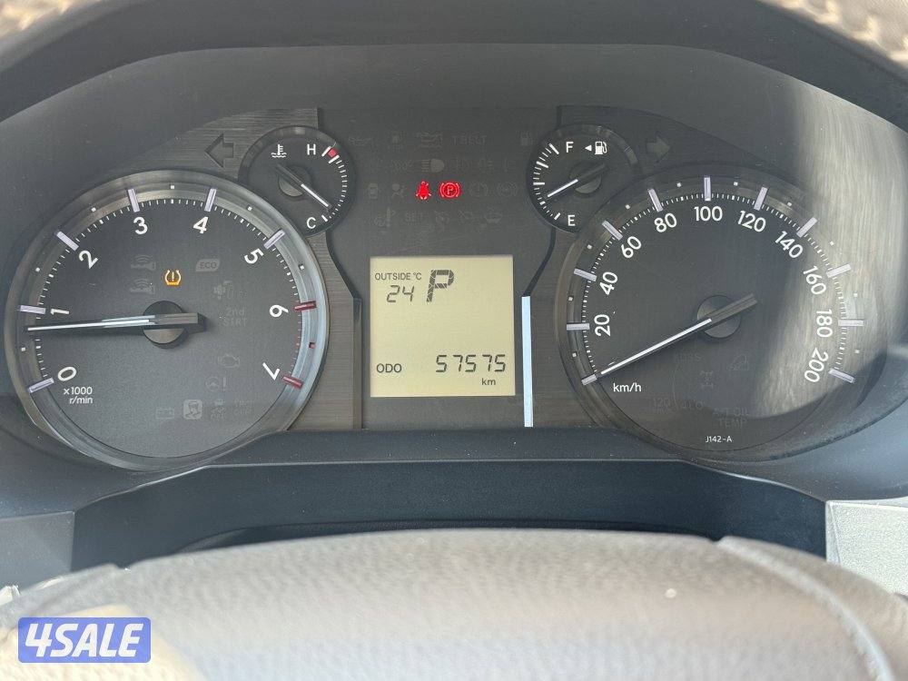 للبيع جيب برادو شبه جديد1