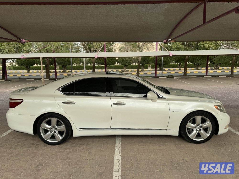 لكزس LS460-2007 بحالة نادرة3