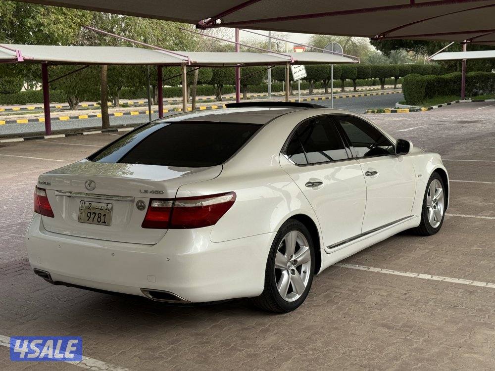 لكزس LS460-2007 بحالة نادرة4