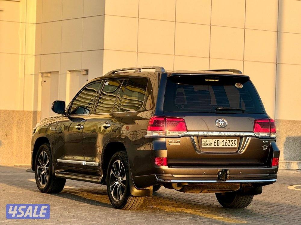 لاند كروزر 2021 قراند تورينق عداد 912
