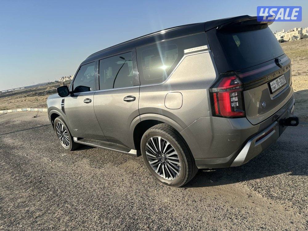 للبيع باترول بلاتينوم  الفاً اعلا درجة تنتيربو ماشي ١٣ ألف سيرفس وكالة3