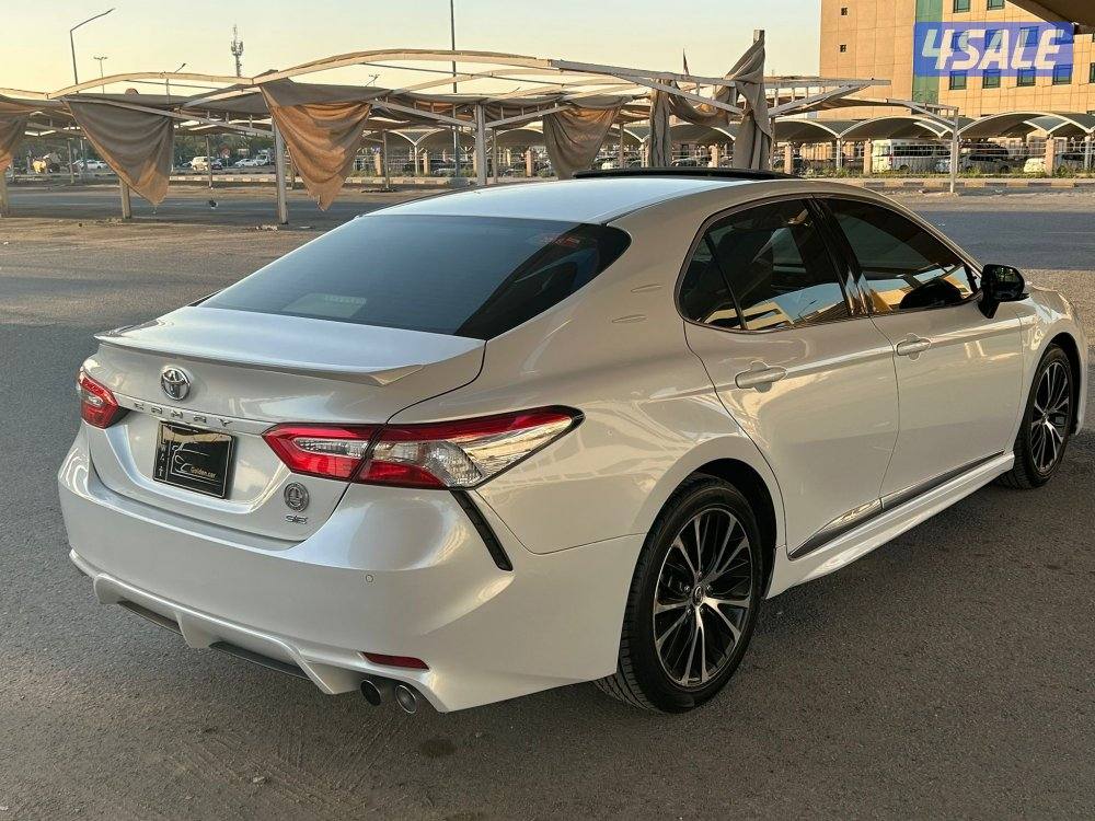 كامري SE سبورت / 4 سلندر / موديل 2018 / شرط الفحص / صبغ الوكالة4
