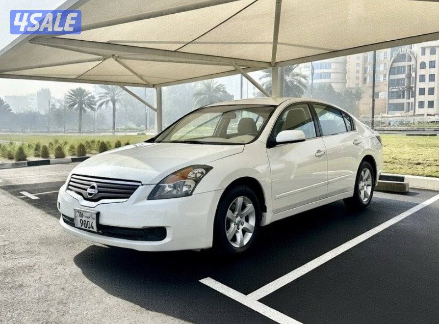 نيسان التيما - الموديل:2009 - العداد:3252