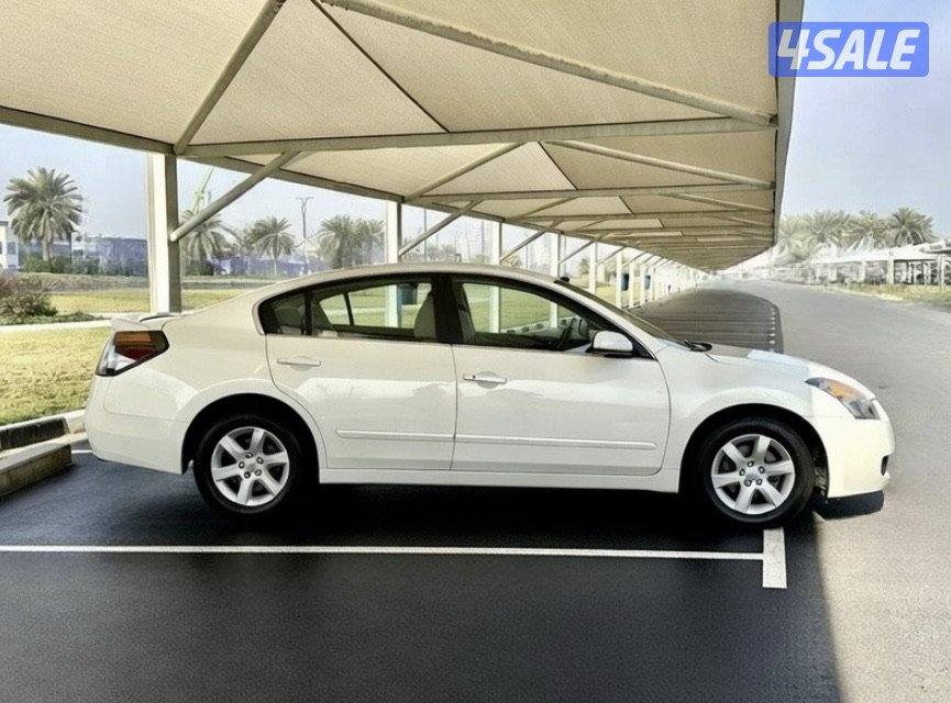 نيسان التيما - الموديل:2009 - العداد:3257