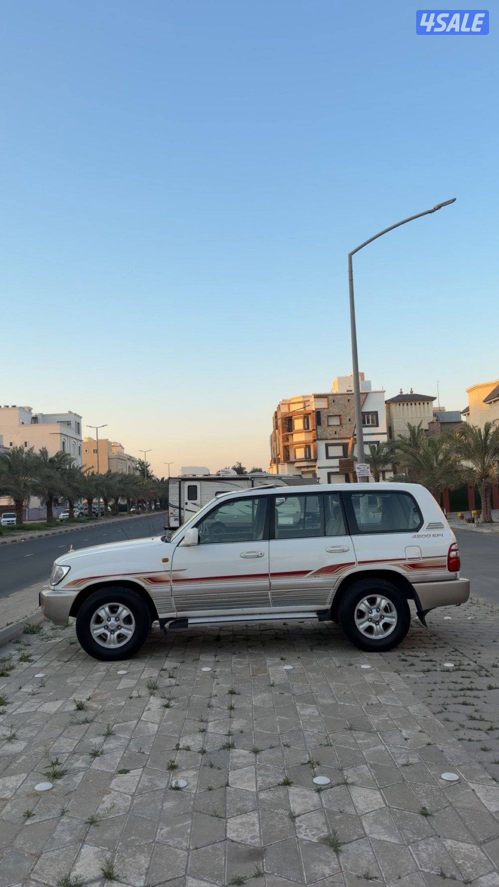 للبيع لاند قير عادي اساس2